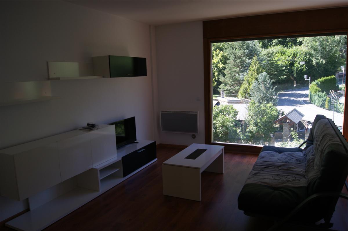 Apartaments Els Esquiadors Llorts Luaran gambar