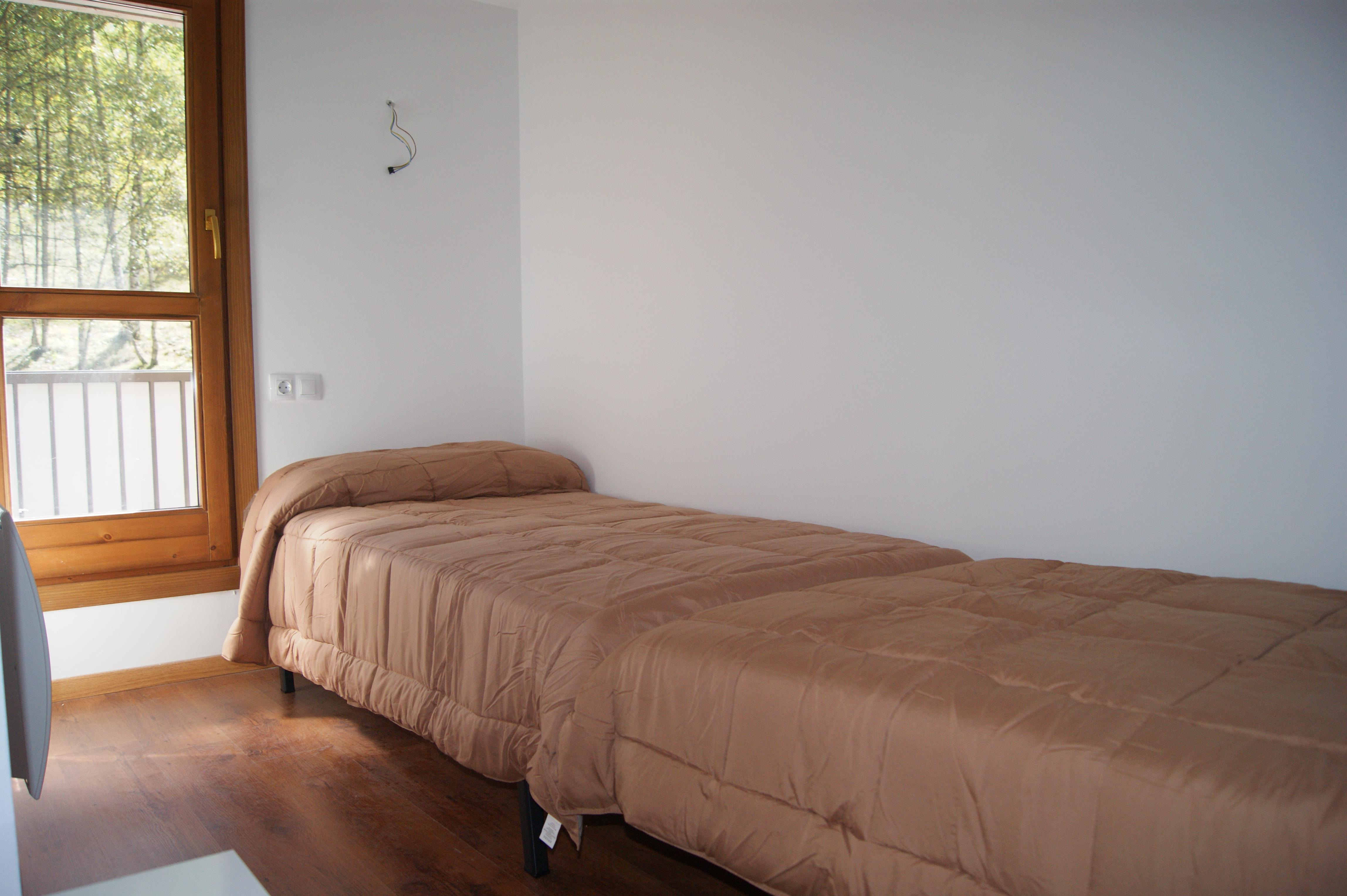 Apartaments Els Esquiadors Llorts Luaran gambar