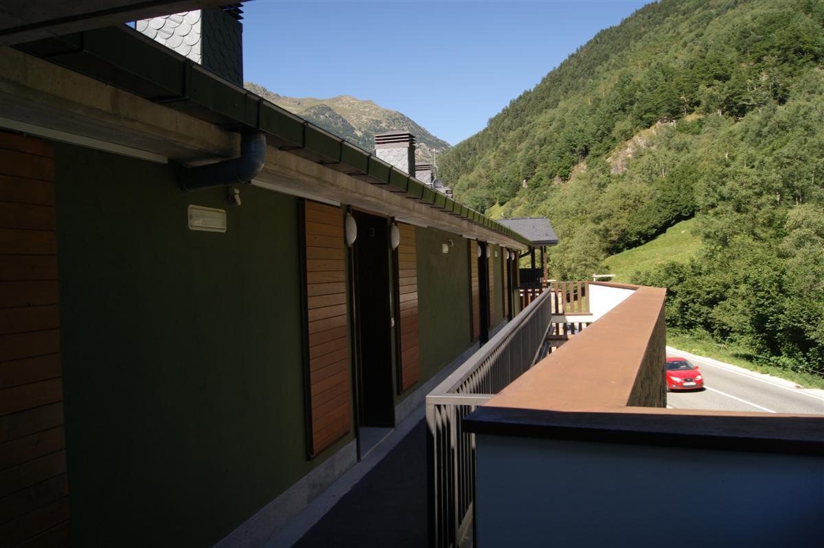 Apartaments Els Esquiadors Llorts Luaran gambar