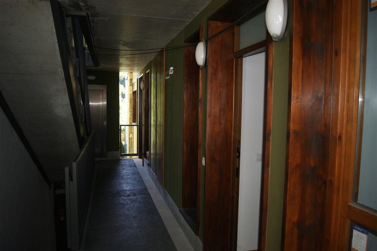 Apartaments Els Esquiadors Llorts Luaran gambar